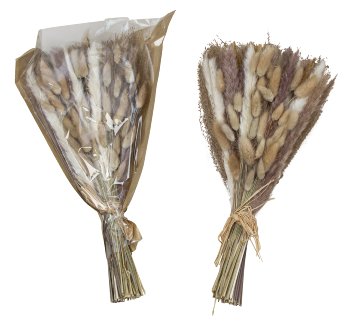 Dried flower arrangement with packing