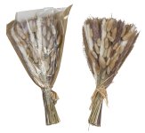 Dried flower arrangement with packing