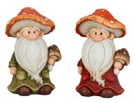 Autumn gnomes with mushroom hat standing