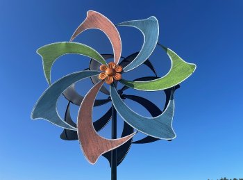 Metall-Windrad (doppelt) "Moderne Blume"