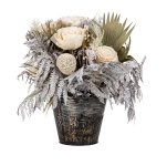 Trockenblumen-Gesteck in Metalltopf