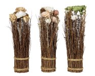 Dried flower arrangement standing