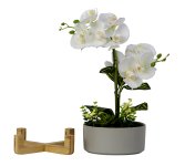 Kunstblume-Orchidee im Topf mit