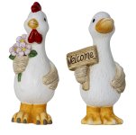 Gans mit Schild "Welcome" & Huhn mit