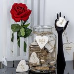 Wooden heart 7x7cm white with string for