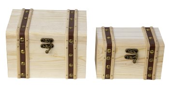 Set of 2 wooden chest with leather/metal