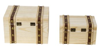 Set of 2 wooden chest with leather/metal