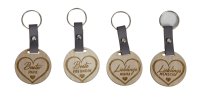 Wooden keyring heart with different