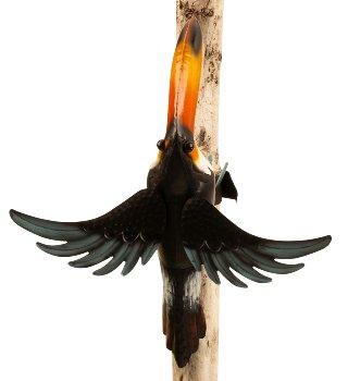 Metal toucan with holder for hanging on