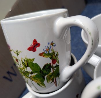 B-Quality mug "herb design" h=8,4cm
